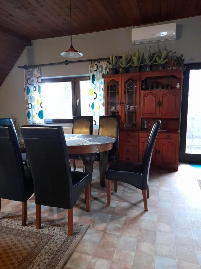 Agave Apartman Velence Bagian luar foto
