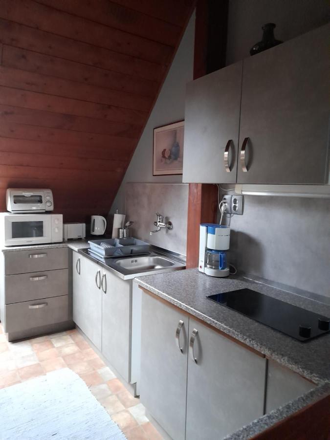 Agave Apartman Velence Bagian luar foto